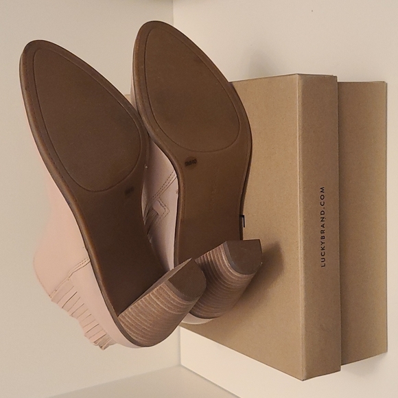 Lucky Brand Nesly Leather Ankle Boot - Picture 6 of 6